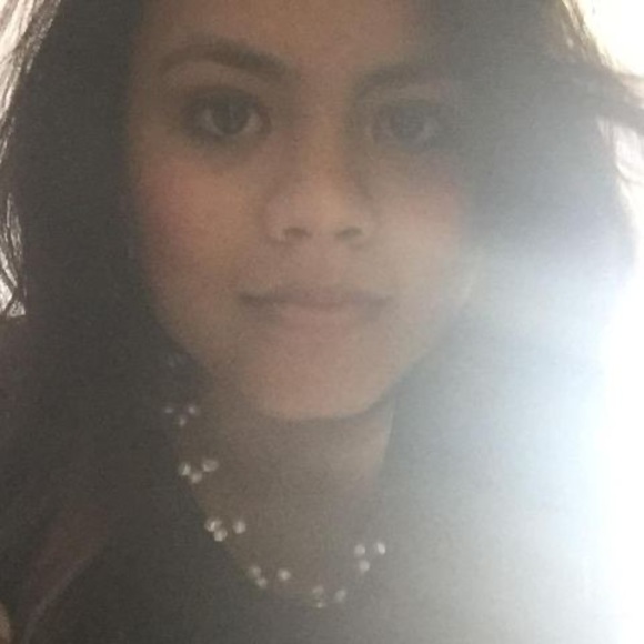 Meet your Posher, Denise - Picture 1 of 1